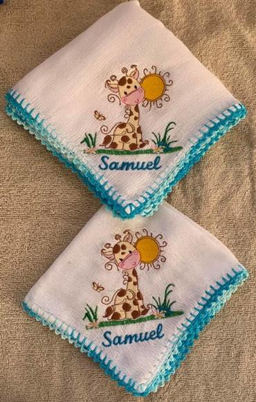 Kit Fraldas Bordadas Girafinha
