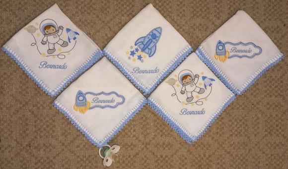 Kit Fraldas de Boca com Porta Chupeta
