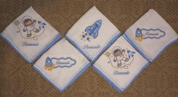 Kit Fraldas de Boca com Porta Chupeta