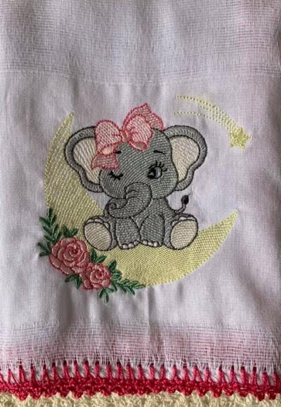 Kit Fraldas de Passeio Bordadas Elefantinha Menina