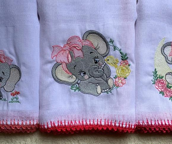 Kit Fraldas de Passeio Bordadas Elefantinha Menina