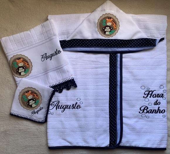 Kit para Bebê Personalizado Bordado Macaco Girafa