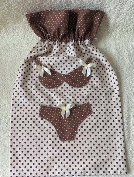 Kit para Viagem Porta Lingerie e Toalha para Cabelo