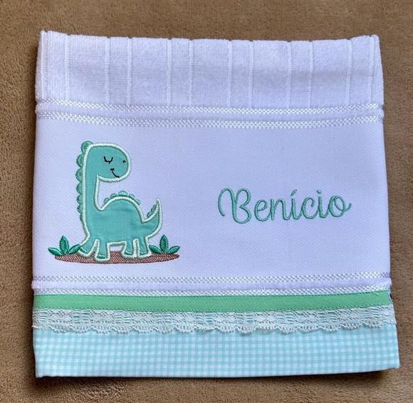 Kit Toalha de Banho e Toalha de Mão Dinossauro