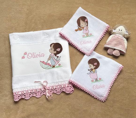 Kit Toalhinha e Fraldas de Boca Menina Linda
