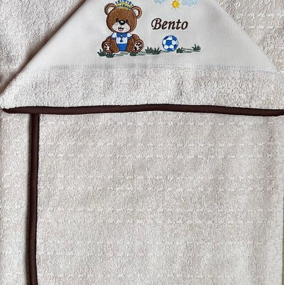 Toalha de Banho com Capuz Bordada