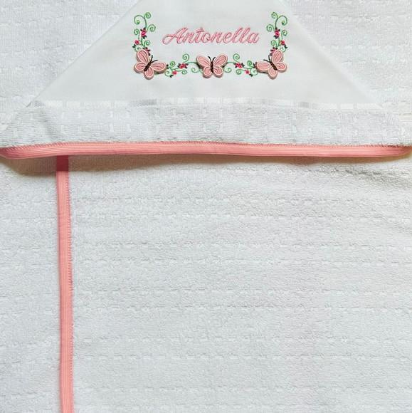 Toalha de Banho com Capuz Bordada Borboletas