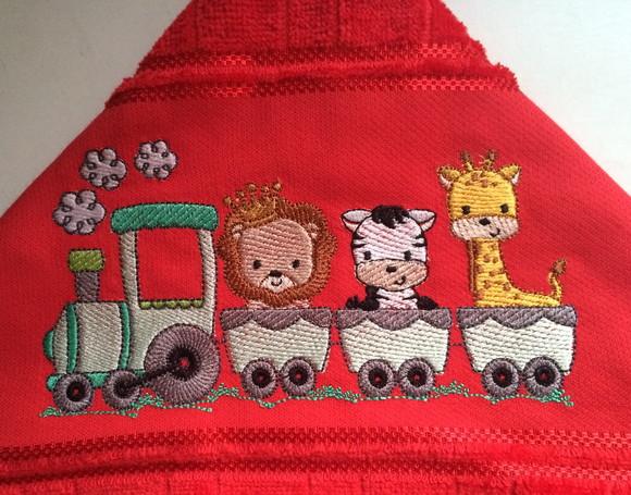 Toalha de Banho Infantil Bordada