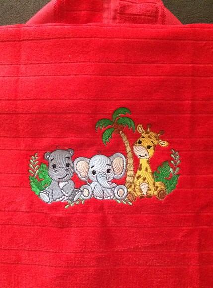 Toalha de Banho Infantil Bordada