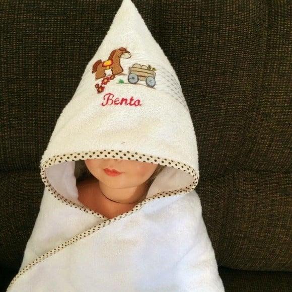 Toalha de Banho Infantil com Capuz Bordada