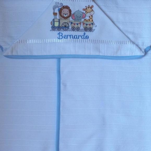 Toalha de Banho Infantil com Capuz Bordada