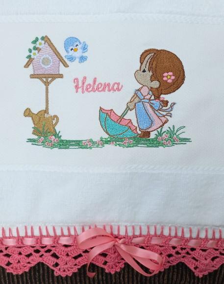 Toalha de Boca Bordada Menina Guarda Chuva Passarinho