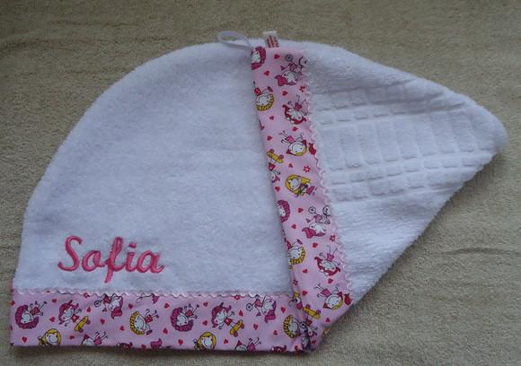 Toalha de Cabelo Infantil Branca com Rosa de Menininhas