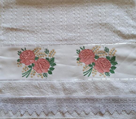Toalha de Rosto Rosas