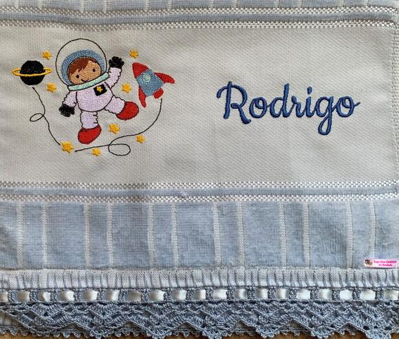 Toalhinha Bordada Astronauta