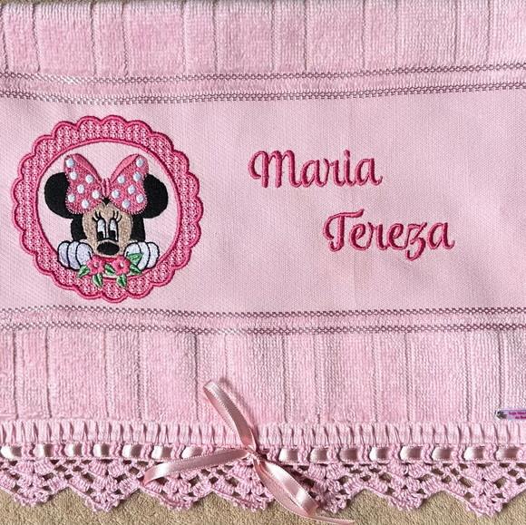 Toalhinha Bordada Minnie Rosa