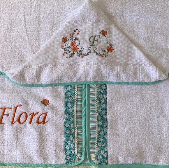 Kit Enxoval Bebê Personalizado Bordado Toalha de Banho e Mão