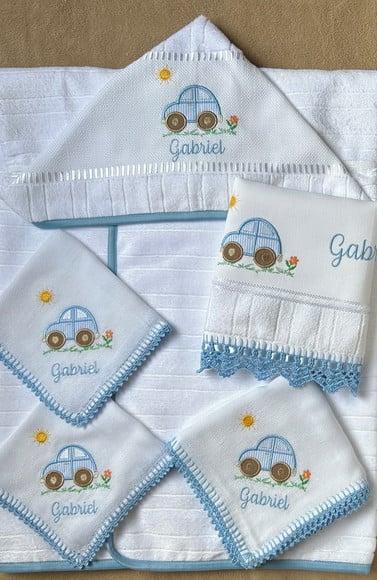 Kit Enxoval para Bebê Toalhas e Fraldas Carrinho