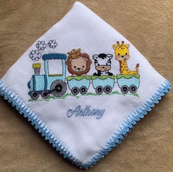 Kit Fraldas Bordadas Safari no Trem
