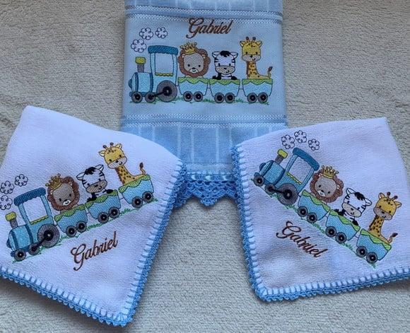Kit Toalha e Fraldas de Boca e Passeio Safari no Trem
