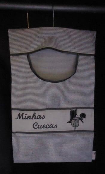 Porta Cuecas Adulto de Guarda Roupa