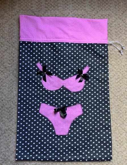 Porta lingerie para viagem