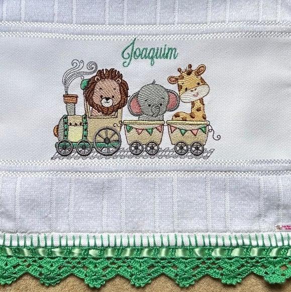 Toalha Bordada Safari no Trem