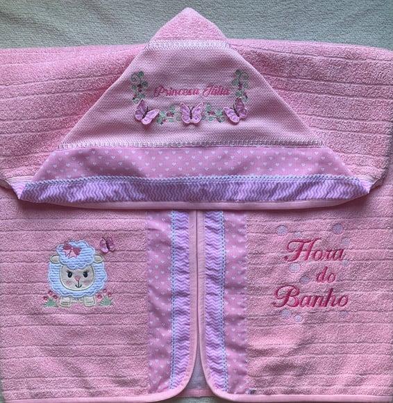 Toalha de Banho Infantil com Capuz Ovelhinha Menina