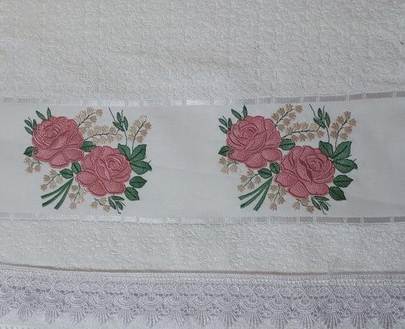 Toalha de Rosto Rosas