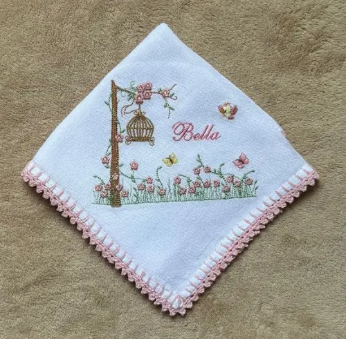 Fralda de Boca Bordada Jardim Encantado