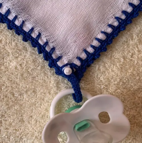 Fralda de Boca com Porta Chupeta Foguete