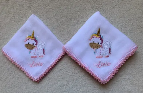 Fraldas Bordadas Personalizadas Unicórnio