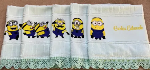 Kit 5 Toalhinhas Bordadas Minions