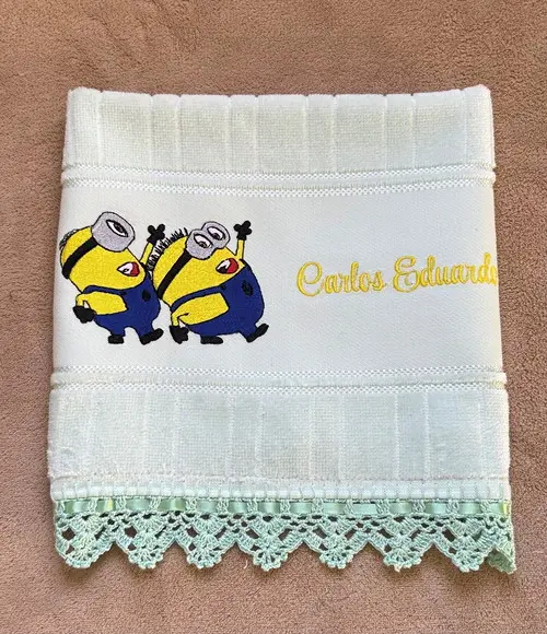 Kit 5 Toalhinhas Bordadas Minions