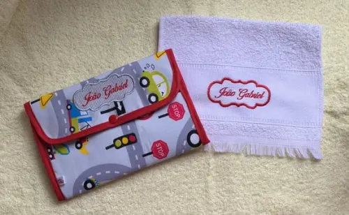 Kit de Higiene Bucal Infantil Menino