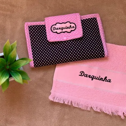 Kit de Higiene Bucal Preto e Rosa