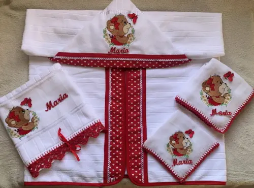 Kit Enxoval para Bebê Bordado Ursinha