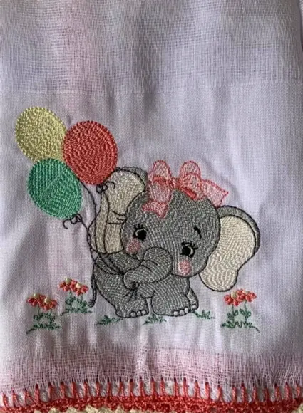 Kit Fraldas de Passeio Bordadas Elefantinha Menina