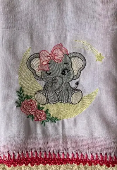Kit Fraldas de Passeio Bordadas Elefantinha Menina