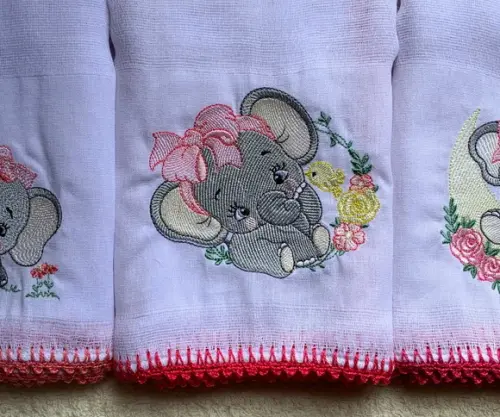 Kit Fraldas de Passeio Bordadas Elefantinha Menina