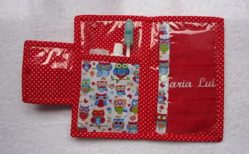 Kit Higiene Bucal Infantil Menina