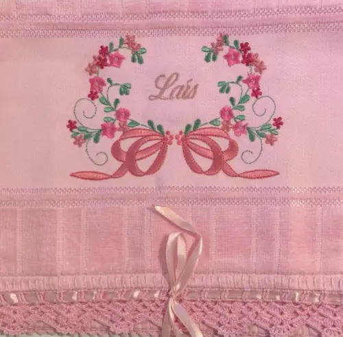 Kit para Bebê com Toalha de Banho e Mão
