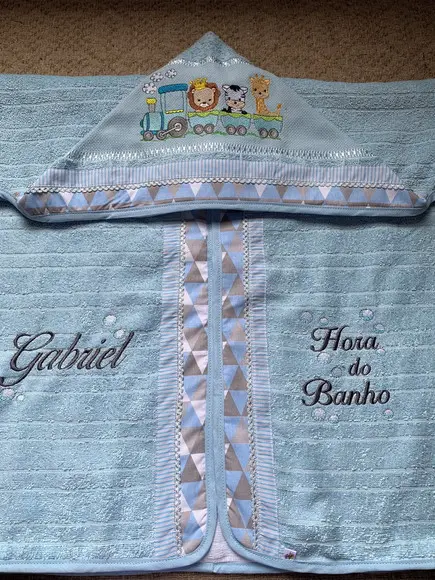 Kit para Bebê Personalizado Bordado Safari Azul