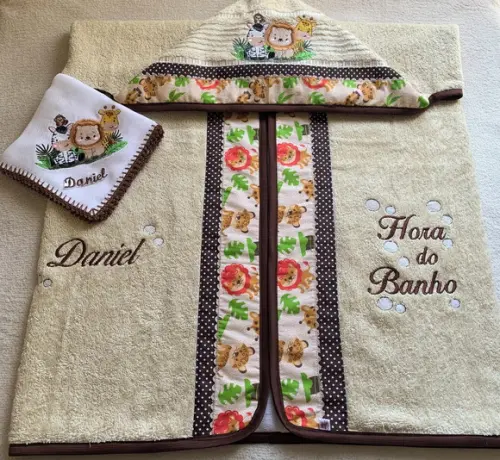 Kit para Bebê Personalizado Bordado Toalha e Fralda de Boca