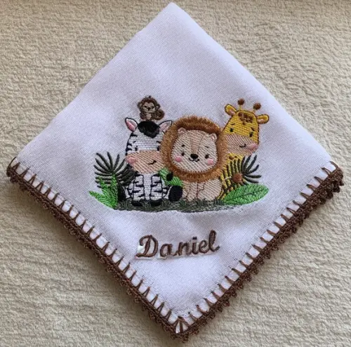 Kit para Bebê Personalizado Bordado Toalha e Fralda de Boca