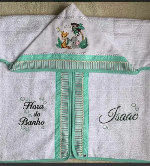 Kit para Bebê Personalizado Bordado Toalha e Fralda de Boca