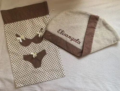 Kit para Viagem Porta Lingerie e Toalha para Cabelo