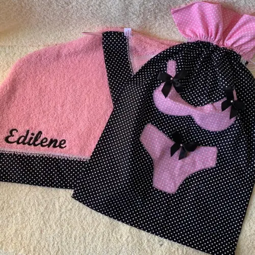 Kit para Viagem Porta Lingerie e Toalha para Cabelo