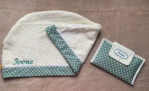 Kit Toalha para Cabelo e Kit de Higiene Bucal