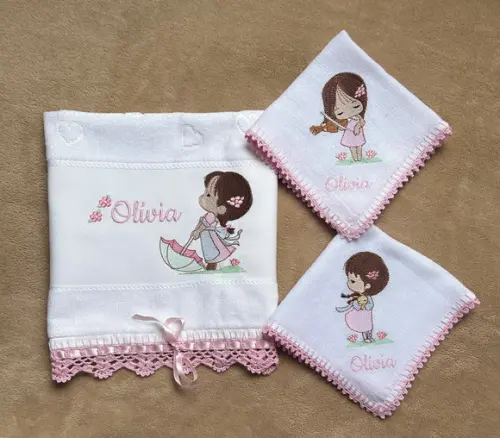 Kit Toalhinha e Fraldas de Boca Menina Linda